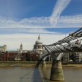 Millenium Brigde und St Paul's Cathedral